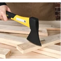 A kézi fejsze edzett pengéjének kinézete.