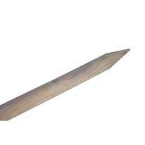 250 cm hosszú hegyezett fa cölöp.