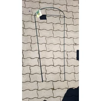 Félkör alakú támasztó karó 