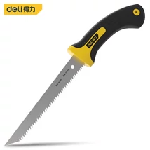 A 15 cm-es DELI kerti fűrész ergonomikus kialakítása.