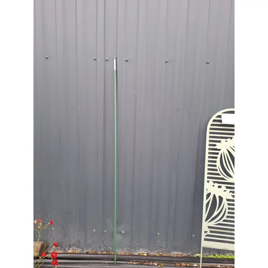 Műanyag bevonatú acélkaró magassága Alsónémedi telephelyünkön