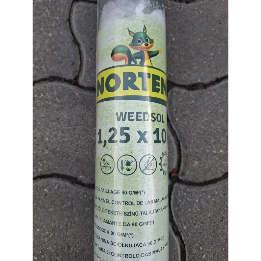 WEEDSOL 90 g agroszövet 1,25 x 10 m élőben a telepen 