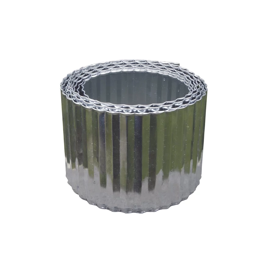 STEELY BORDURA galvanizált acél ágyásszegély 14 cm x 6 méteres kiszerelése feltekerve.