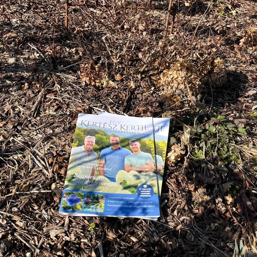 Friss ropogós Egy kertész kertje magazin.