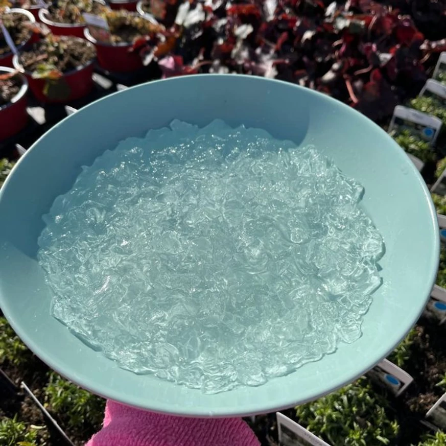 A Water-K vízmegtartó gél kertészeti telephelyünkön. 
